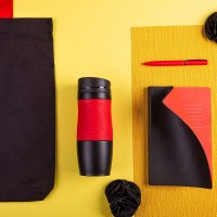 Набор подарочный MAYBE`DEVIL: бизнес-блокнот, ручка, термокружка, сумка - Рекламно производственная компания "Рекламная кухня" - сувениры для бизнеса.